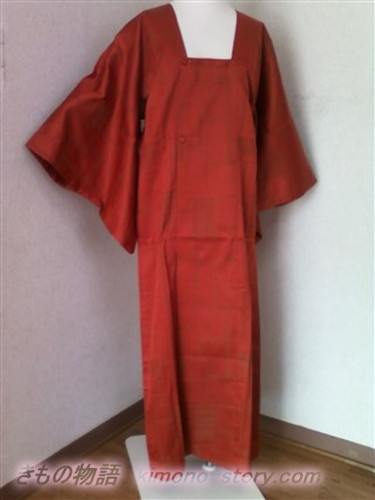 着物（和装）のときの雨天用コートの例・仕立てるときの注意点ワンピース式オレンジ
