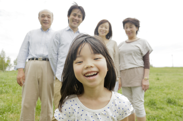 両親　祖父母　孫　5人